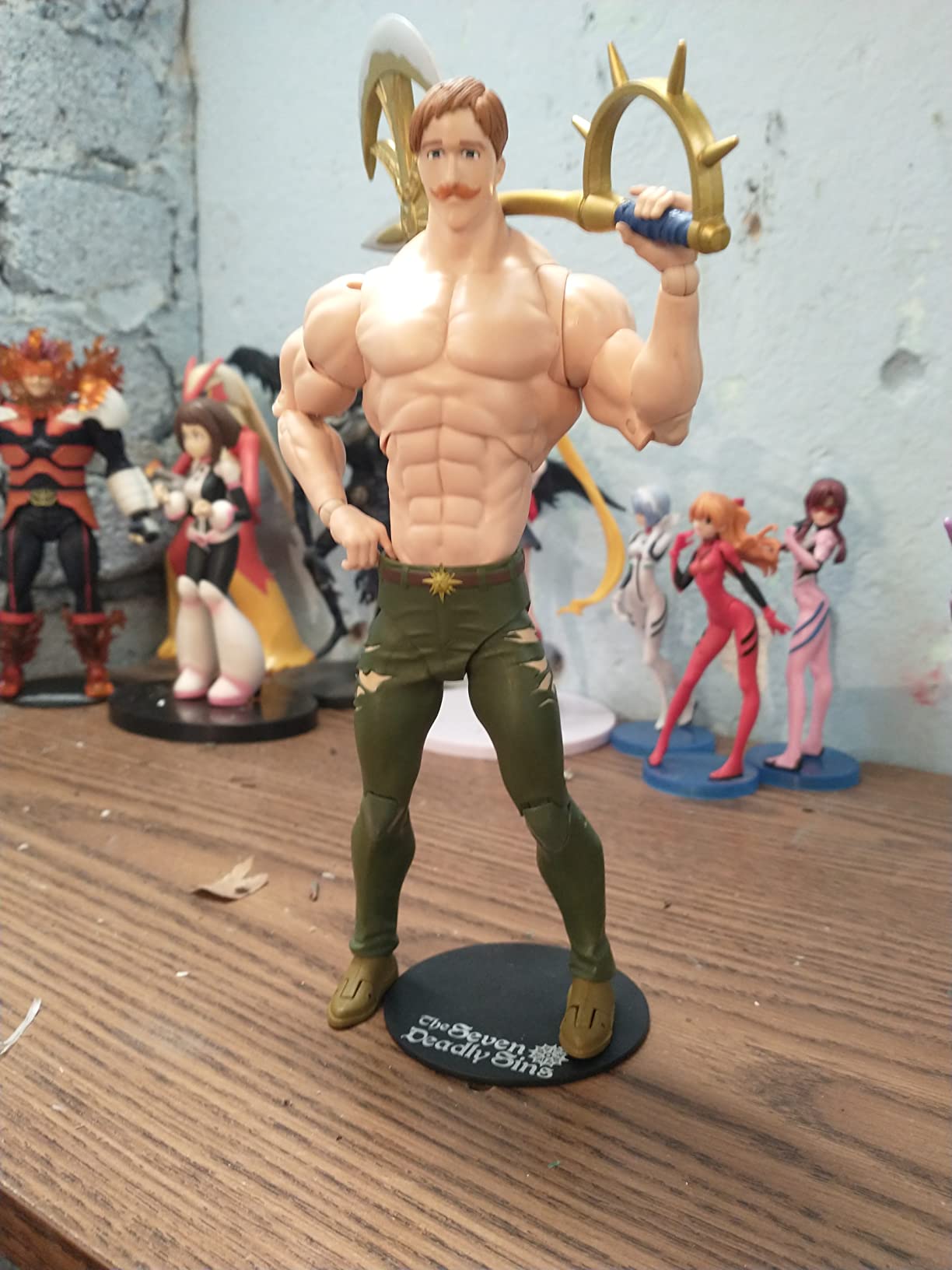 McFarlane Seven Deadly Sins Escanor action figure 17,8 cm stagione 3