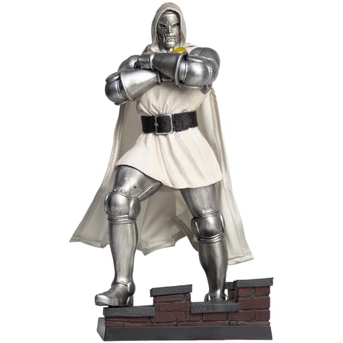 McFarlane Marvel Doctor Doom Future Foundation statua 30 cm