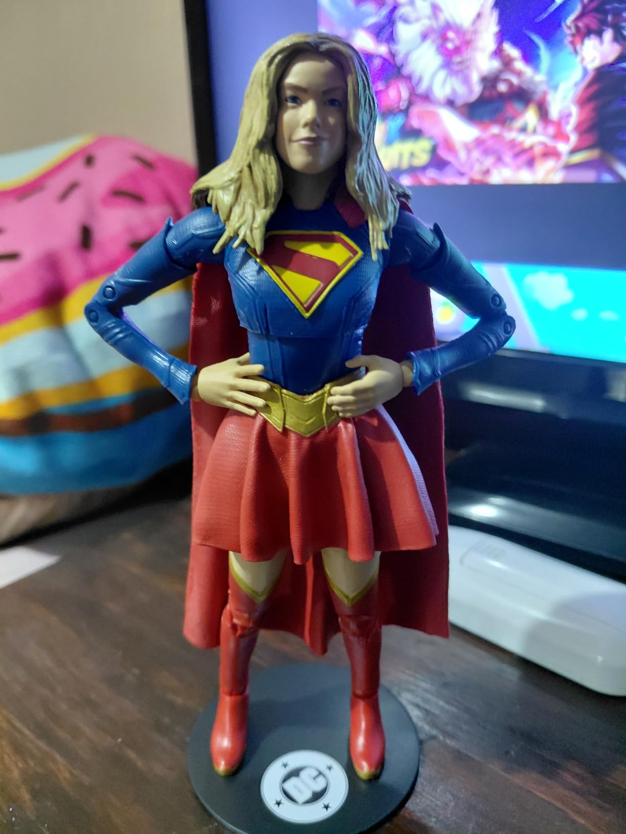 McFarlane DC Multiverse Supergirl Movie action figure 7" piastra extra
