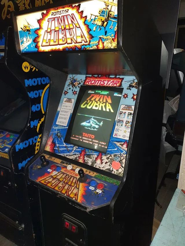 Arcade Story Arcade Twin Cobra 1987 Cabinato Sparatutto Elicottero