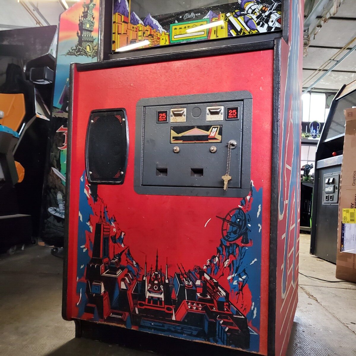 Arcade Story Leggende Space Invaders Deluxe cabinato Taito