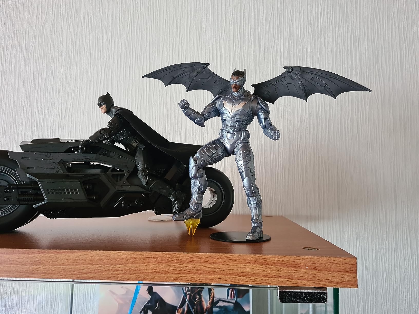 McFarlane DC Multiverse Batwing action figure 17,8 cm 22 snodi