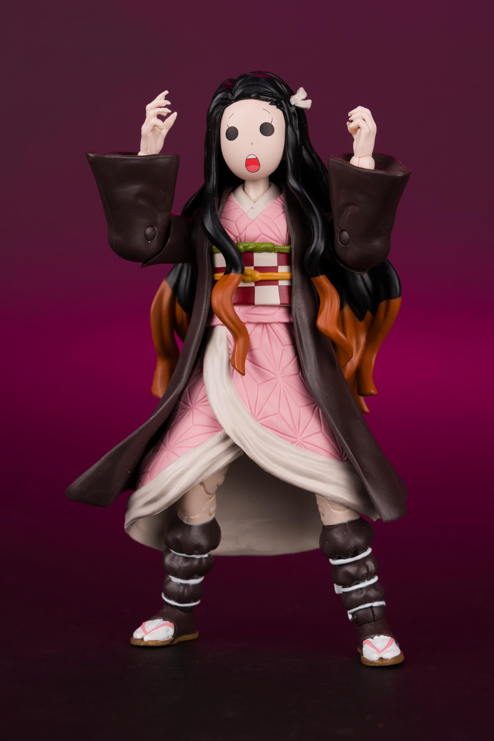McFarlane Demon Slayer Nezuko Kamado Platinum Edition action figure 14 cm