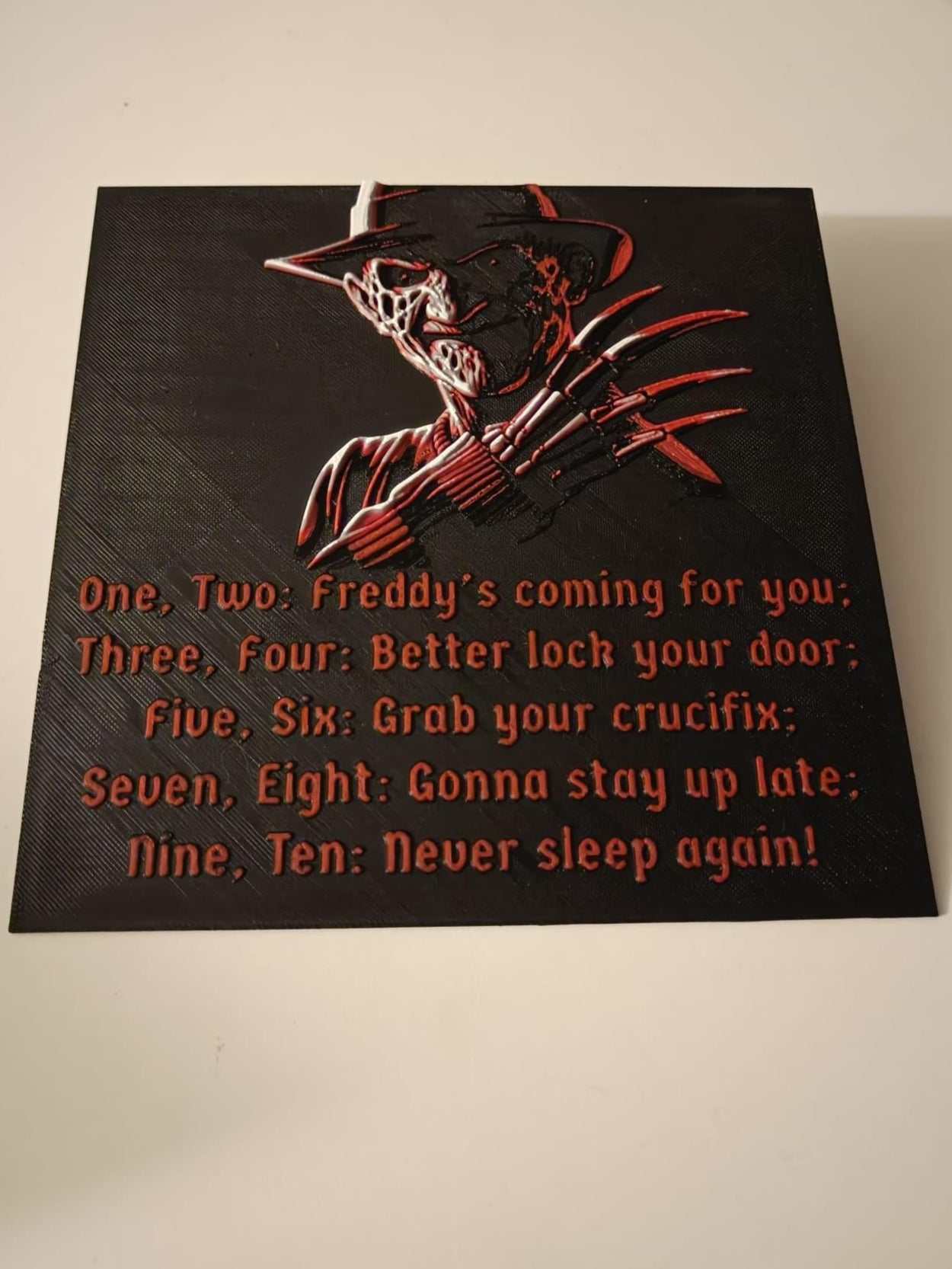L'Atelier di Zelda Stampe Incantate Freddy Krueger wall art PLA 180x180
