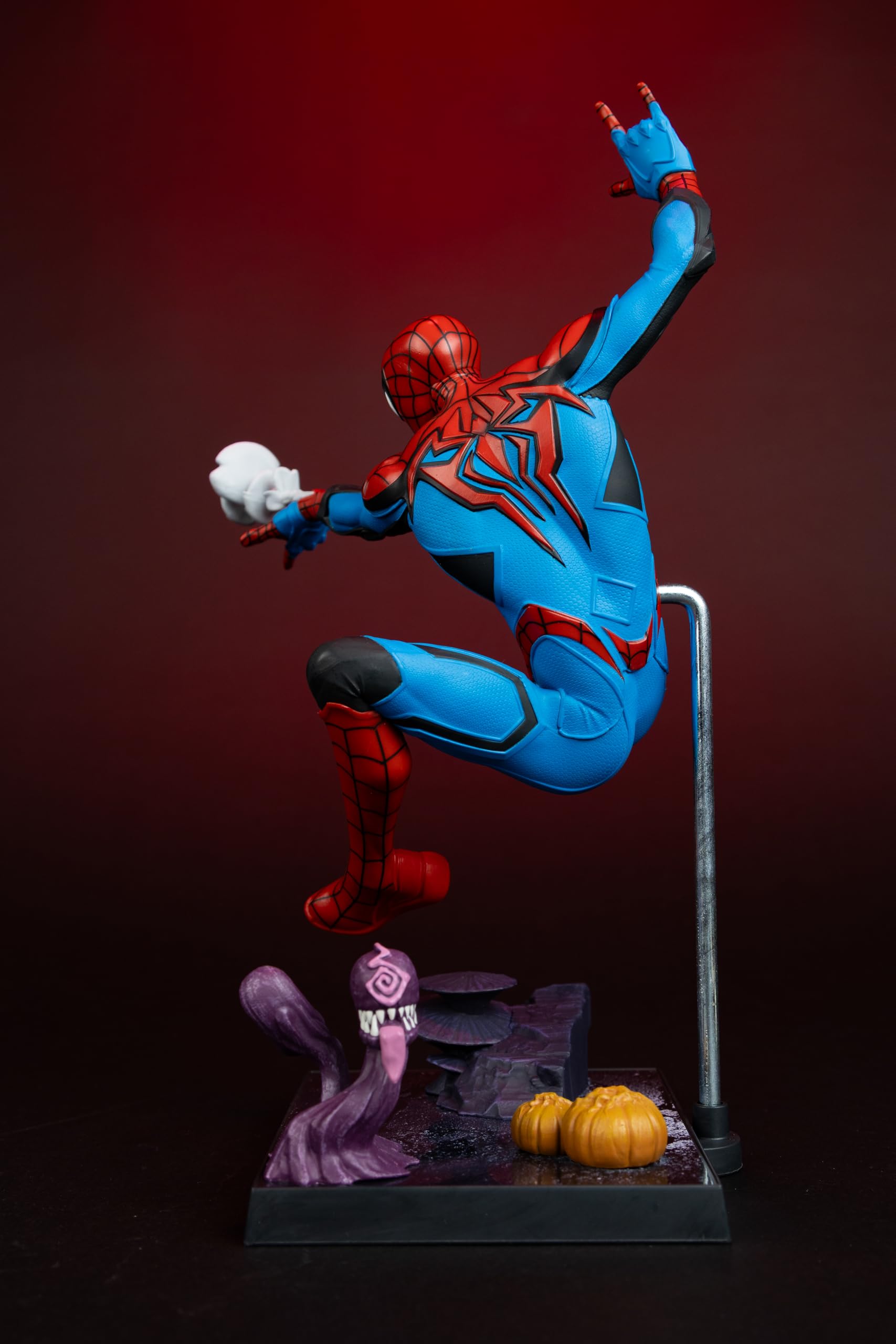 McFarlane Marvel Rivals Spider-Man 1:6 figure 26,2 cm
