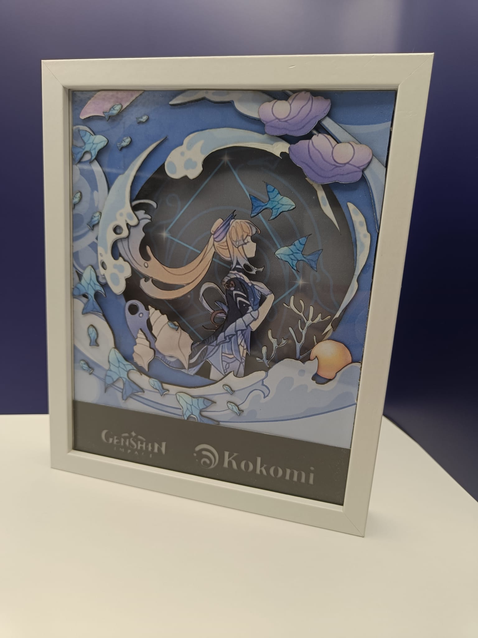 L'Atelier di Zelda Mondi di Luce Kokomi lightbox LED blu da collezione