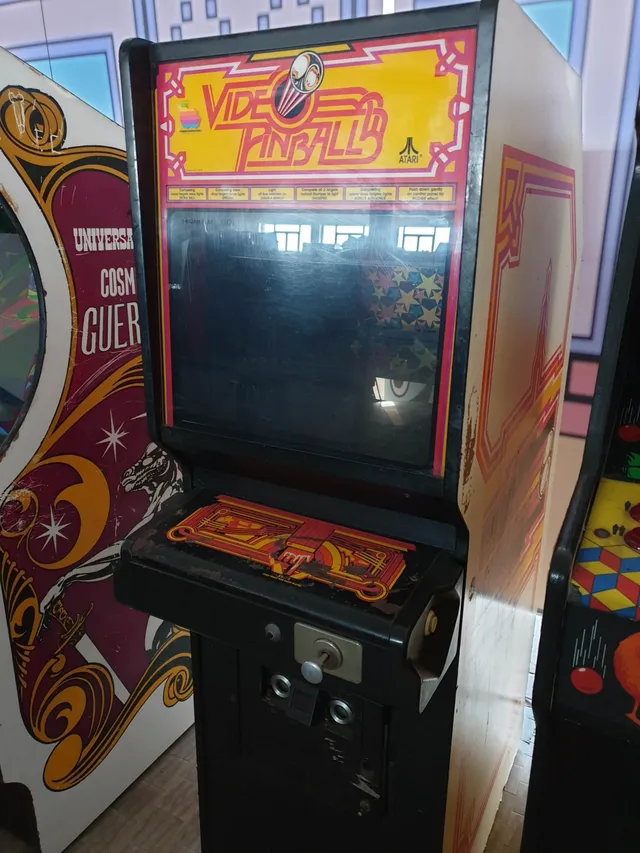 Arcade Story VideoPinball 1978 Atari flipper leva a molla