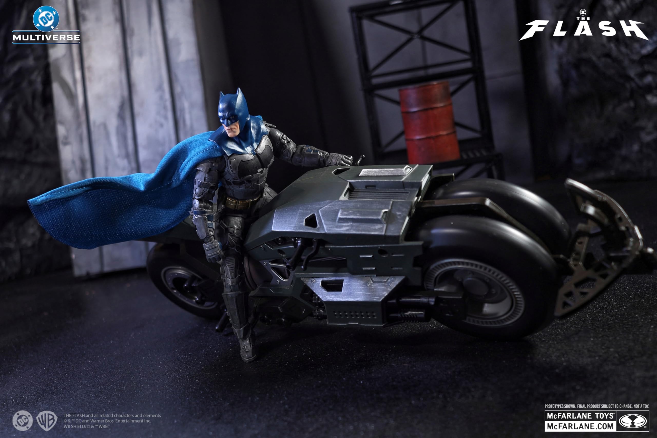 McFarlane DC Multiverse Batman Batcycle action figure Flash 7" 2pk