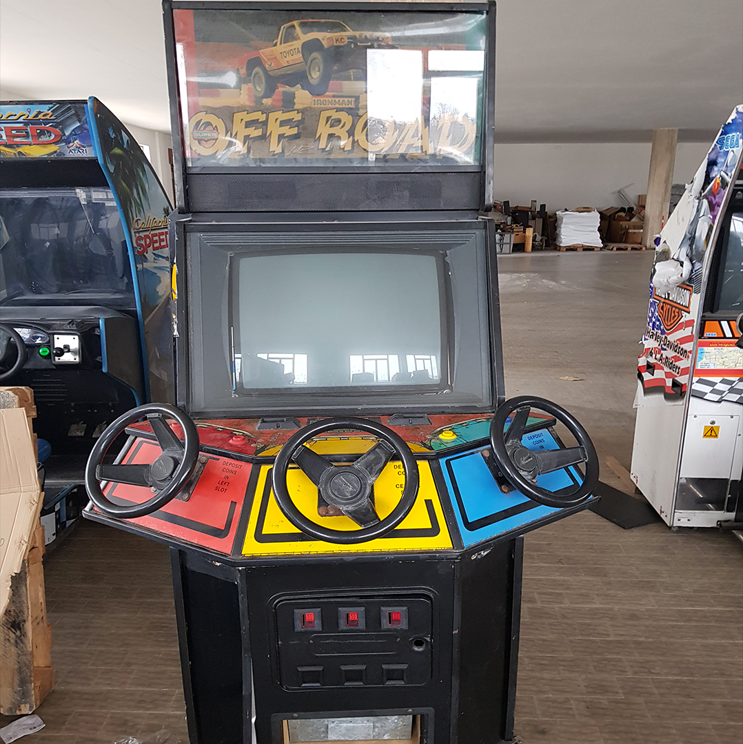 Arcade Story Super Off-Road cabinato corse 3 giocatori