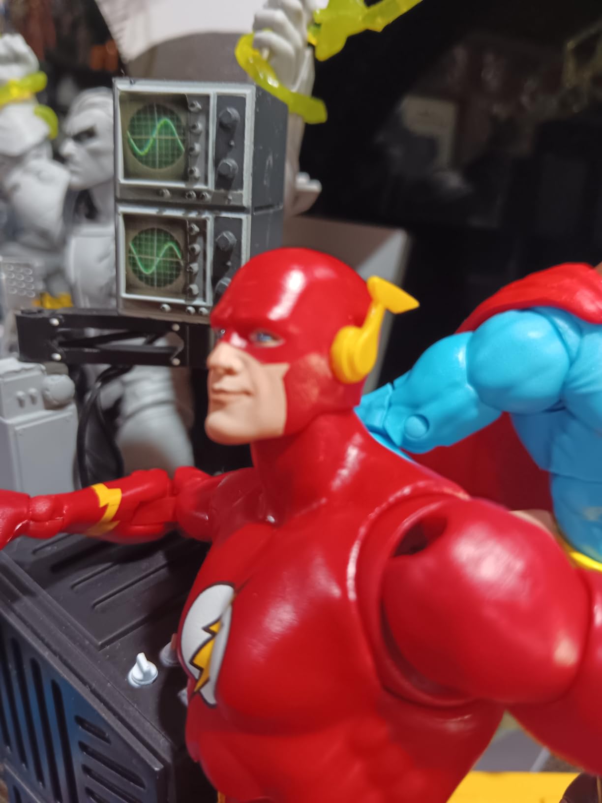McFarlane Page Punchers Flash Barry Allen action figure 17,8 cm fumetto