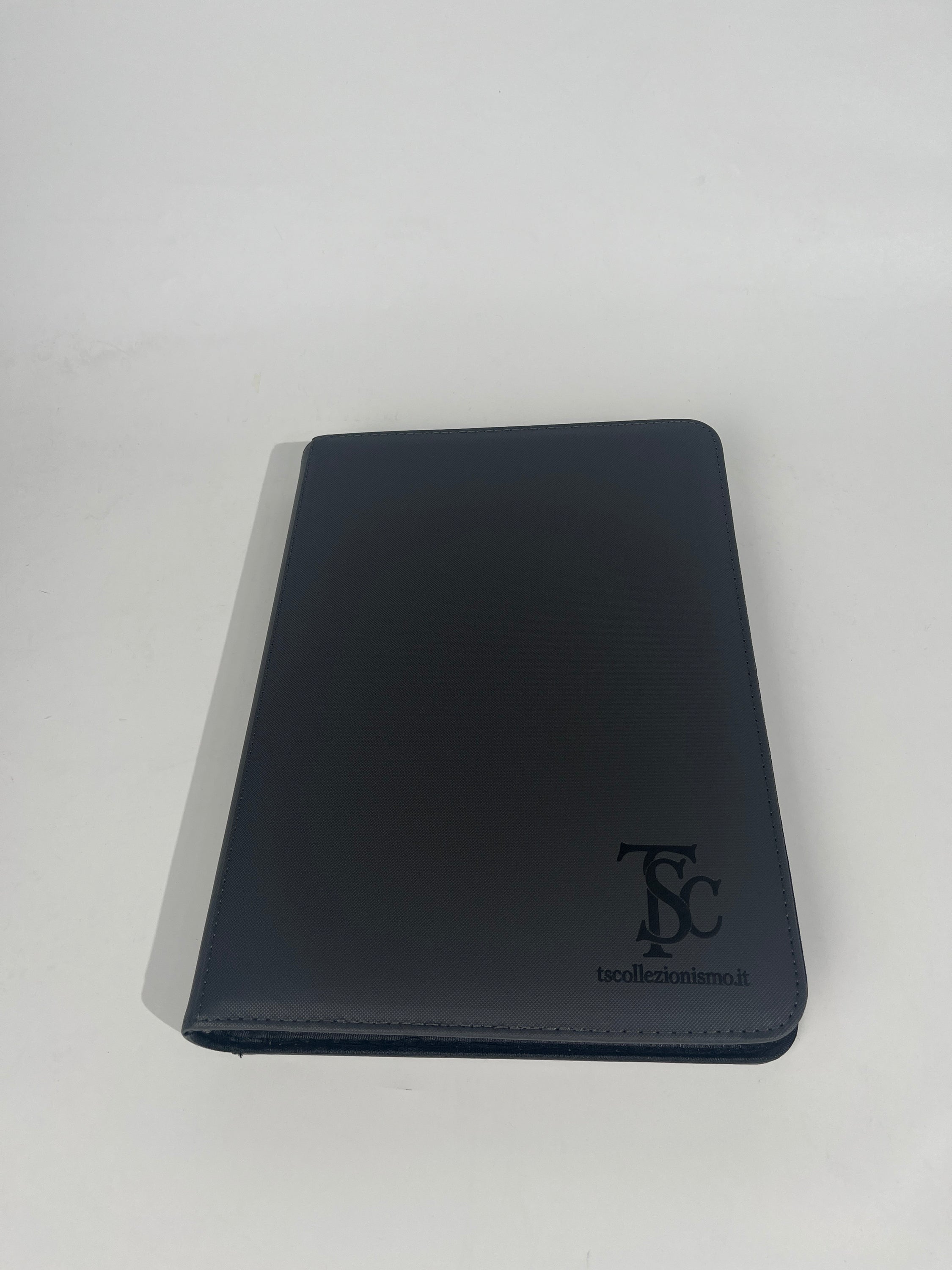 TS Collezionismo Binder 9 Tasche Zip Grigio + 100 Sleeves