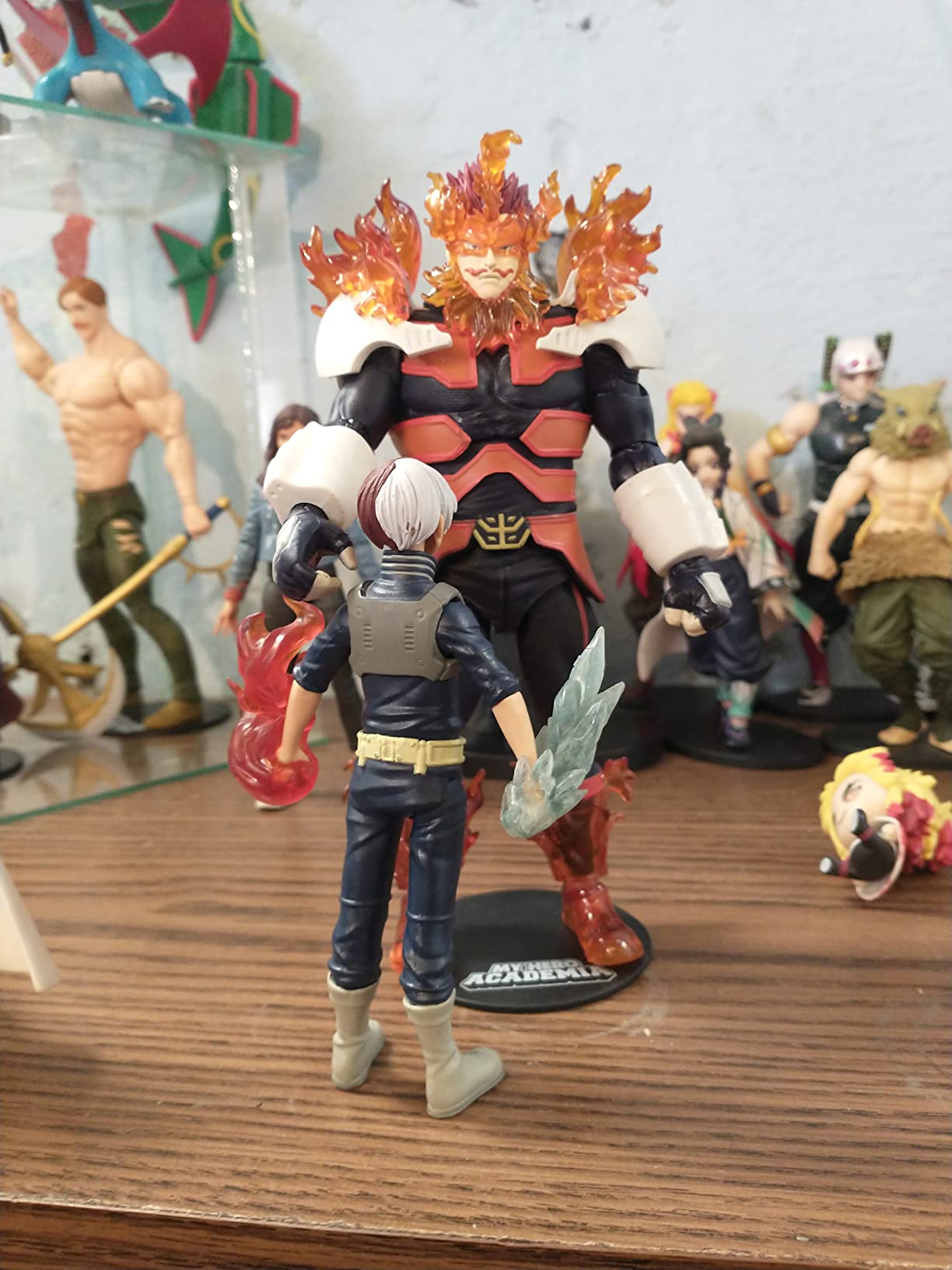 McFarlane My Hero Academia Endeavor figura 7" Wave 5