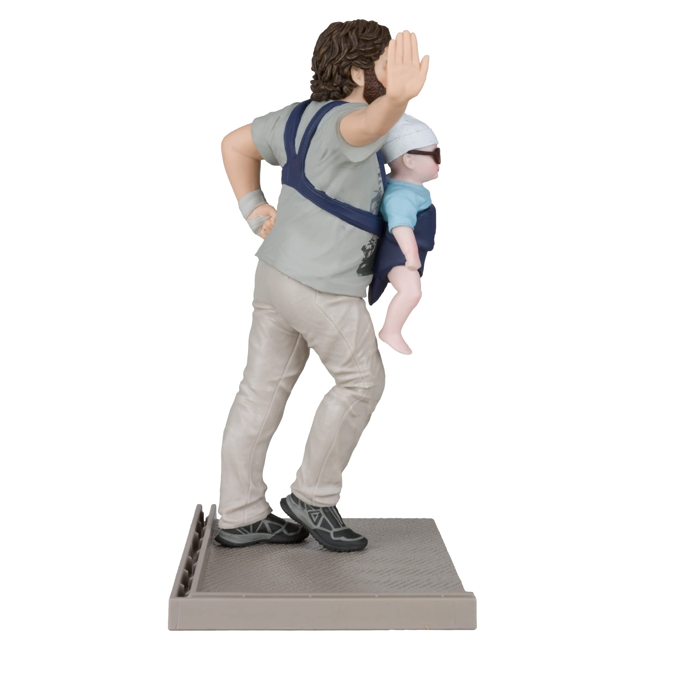 McFarlane Movie Maniacs Alan Garner statuetta 18 cm moderno