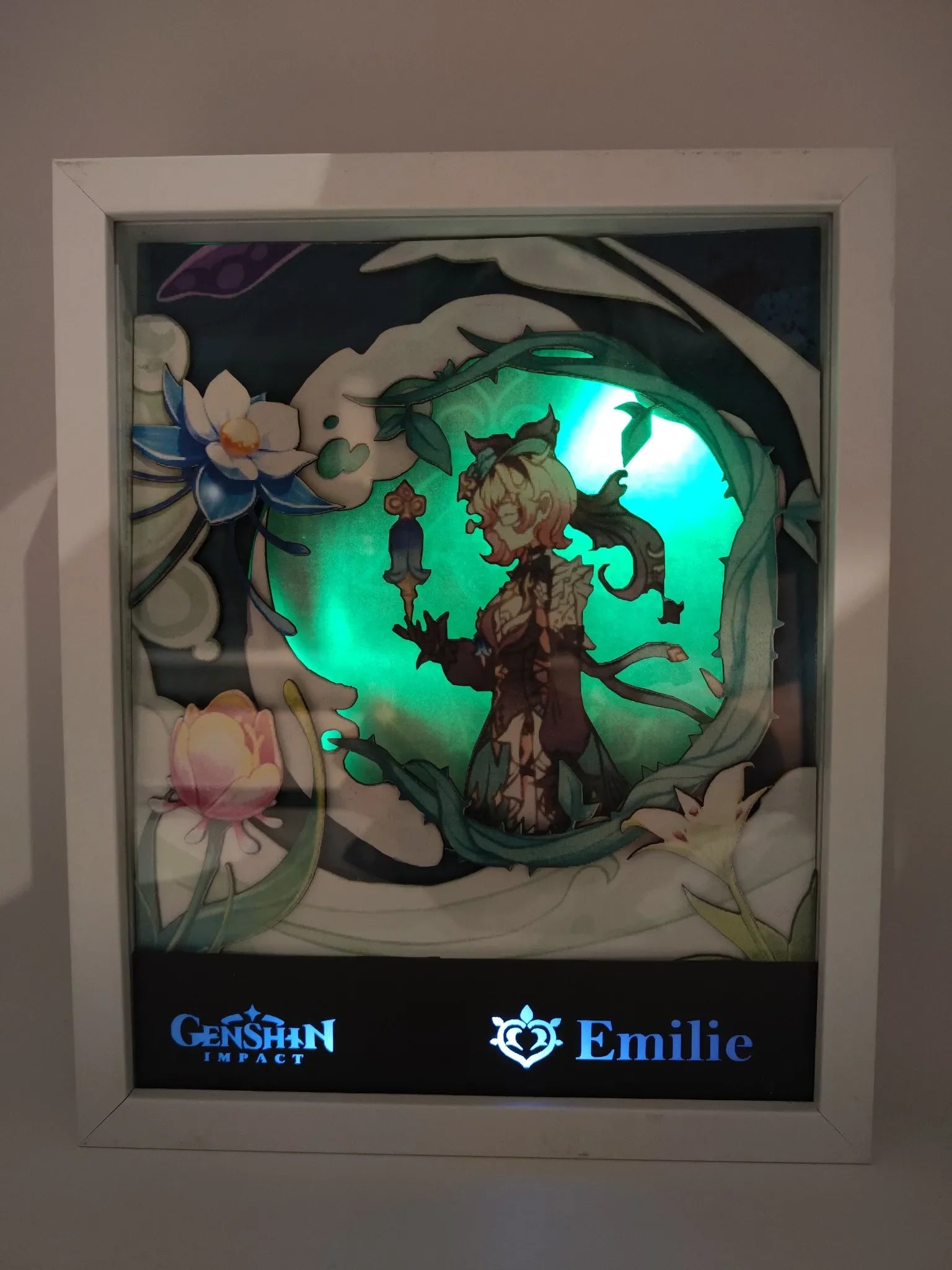 L'Atelier di Zelda Mondi di Luce Emilie lightbox floreale dendro