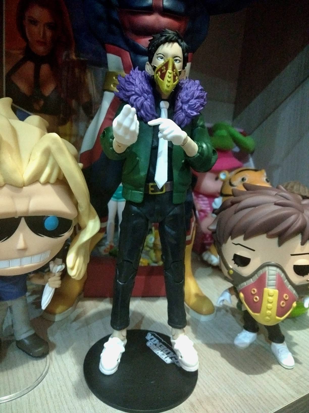 McFarlane My Hero Academia Overhaul figura 7" Revisione