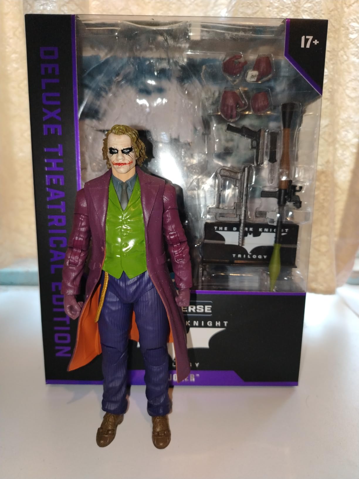 McFarlane DC Multiverse Joker The Dark Knight action figure 18 cm deluxe