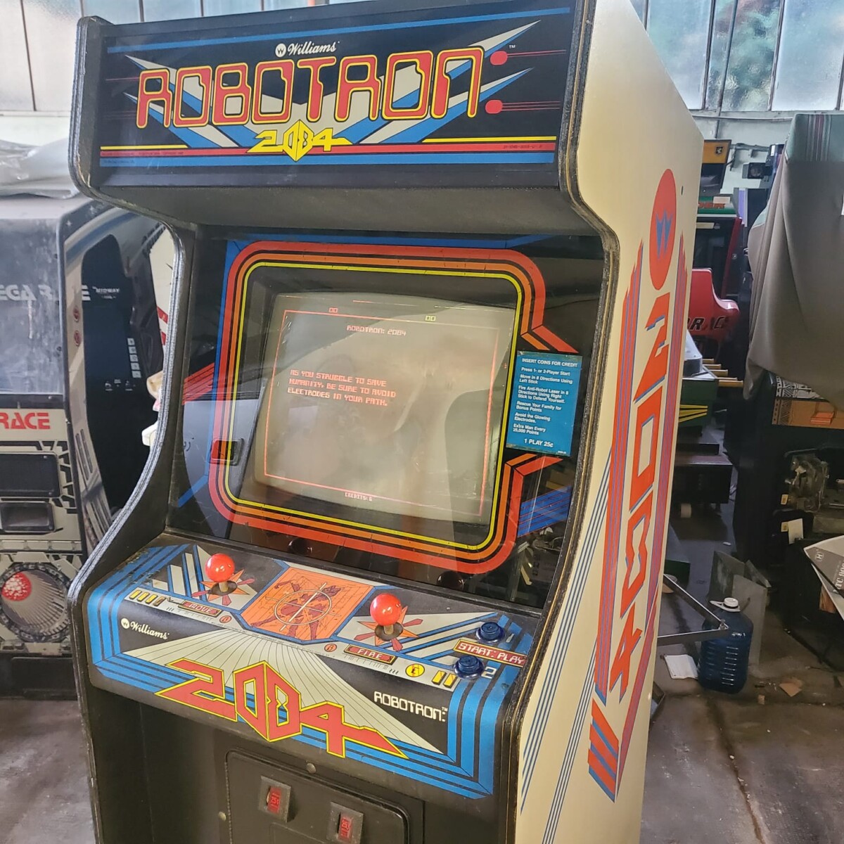 Arcade Story Leggende Arcade Robotron 2084 Williams cabinato 1982