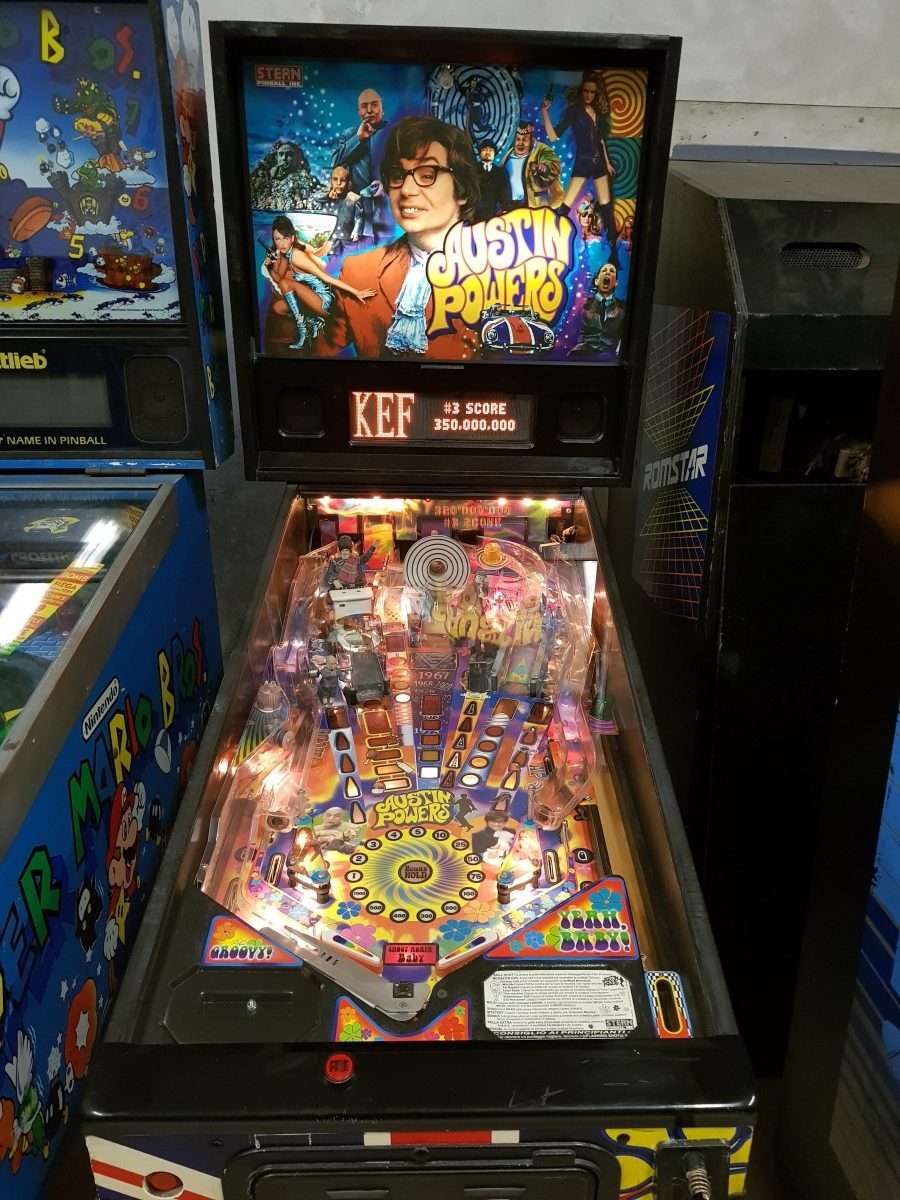 Arcade Story Flipper Scared Stiff Flipper Bally Elvira 1996