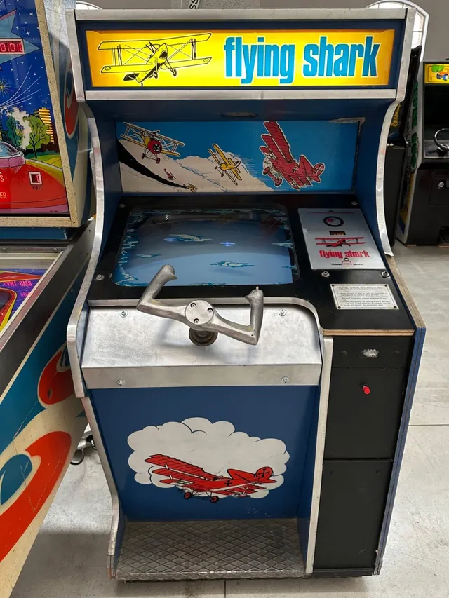 Arcade Story Rari Flying Shark 1977 cabinato italiano TTL