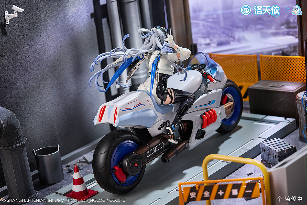 A Dimension Luo Tianyi Storm Driver 1/7 figure 23 cm