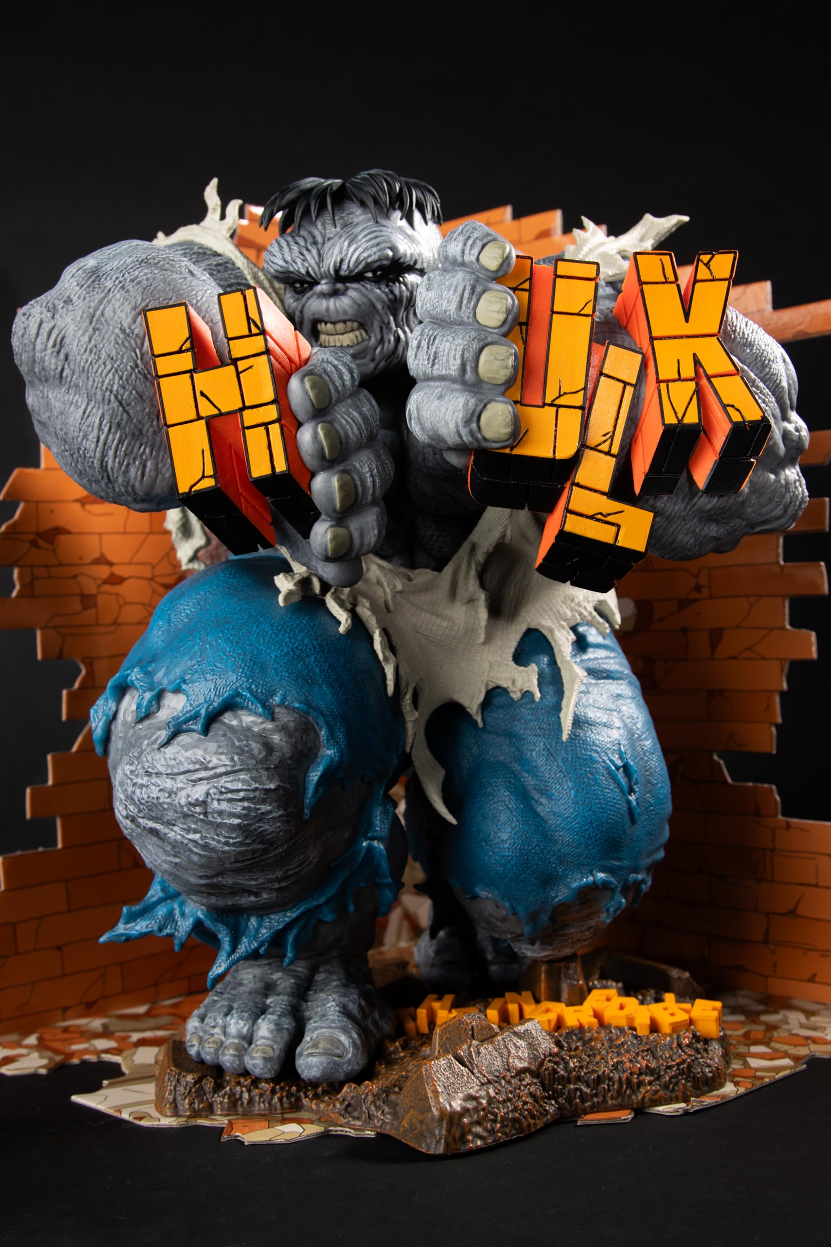 McFarlane Marvel Hulk #345 statua 1:6 con fumetto