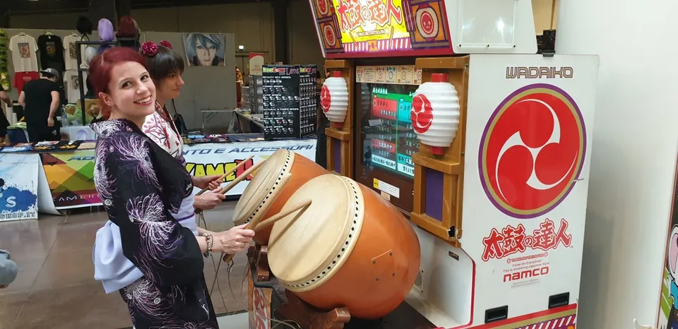 Arcade Story Arcade Taiko no Tatsujin libro musicale 2001