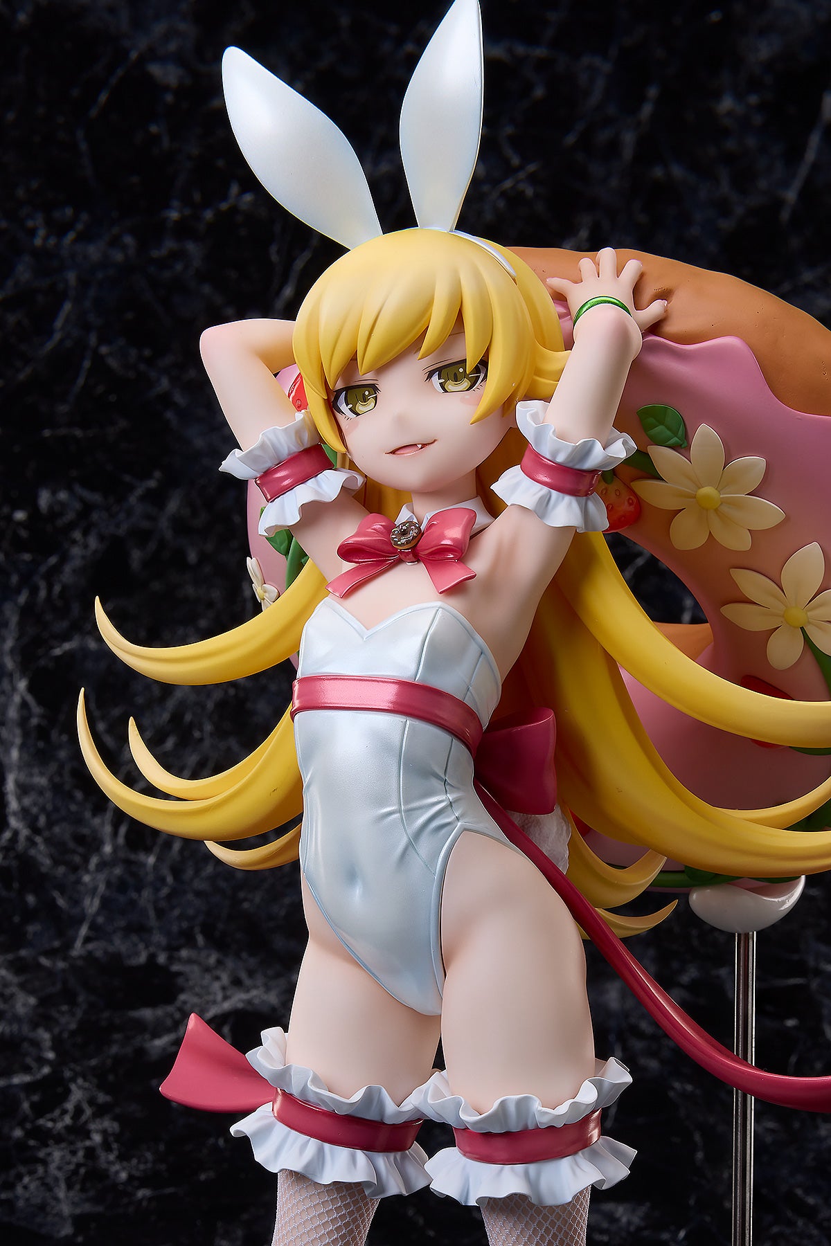 A Dimension Shinobu Oshino Bunny figure 1/4 bianca 35 cm