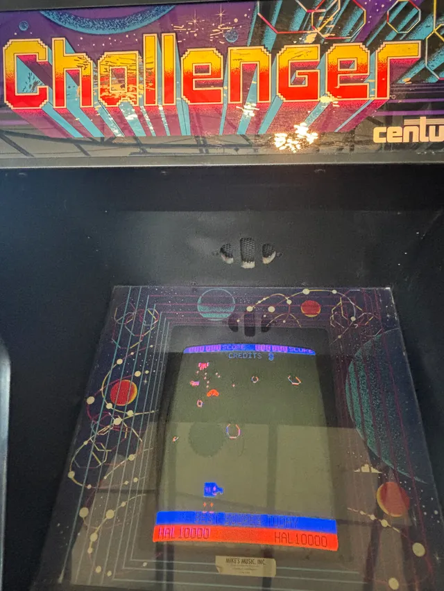 Arcade Story Challenger cabinato sparatutto 1981 16 settori