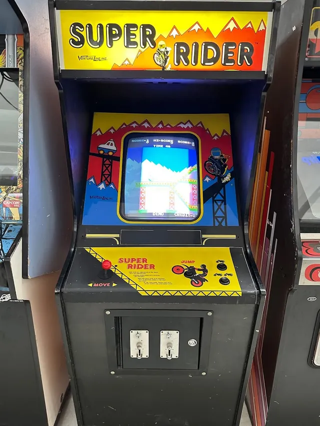Arcade Story Guida e Corse Super Rider cabinato arcade moto