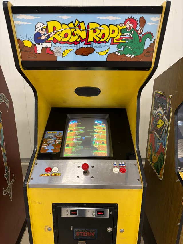 Arcade Story Roc'n Rope cabinato arcade verticale 1983