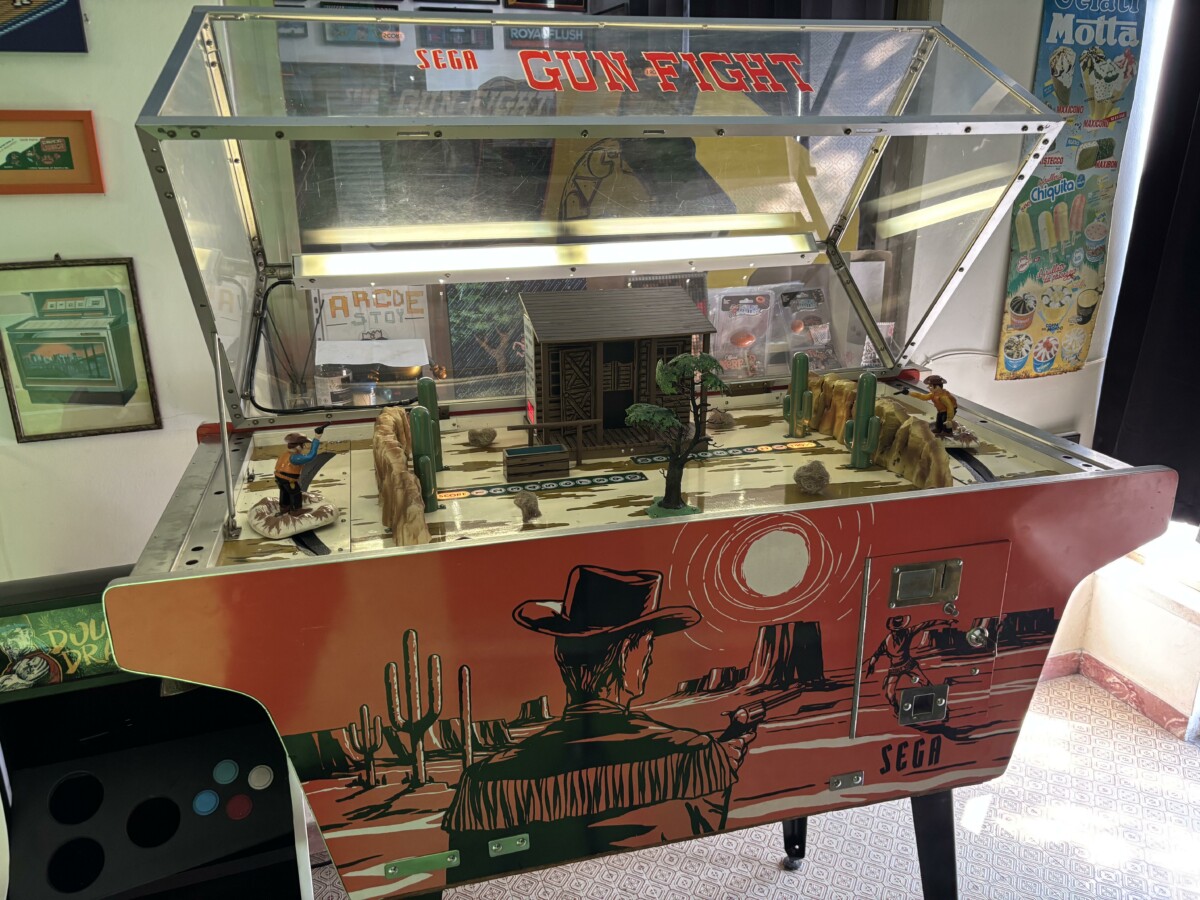 Arcade Story Rari e da Collezione Gun Fight Cabinato Arcade 1969