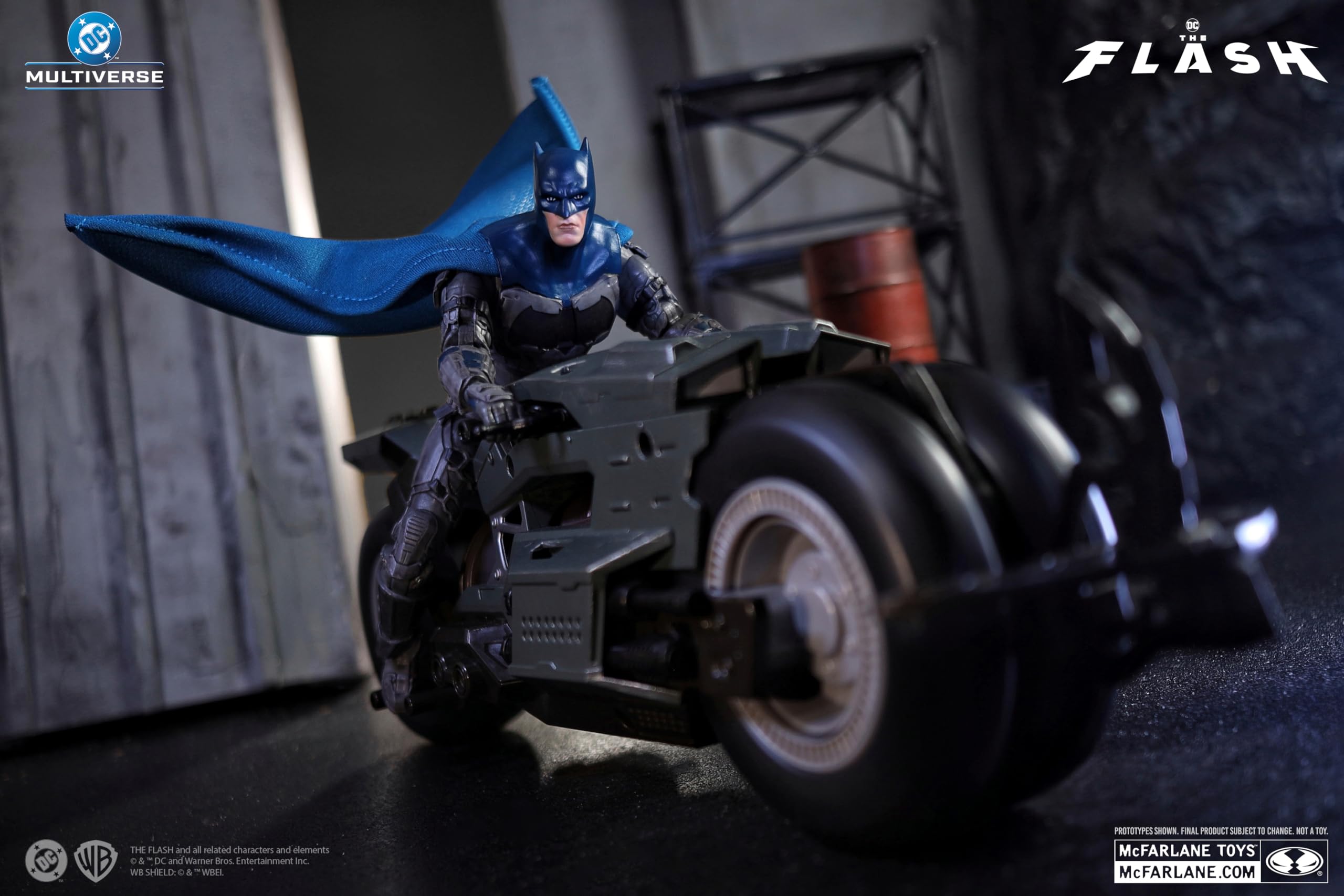 McFarlane DC Multiverse Batman Batcycle action figure Flash 7" 2pk
