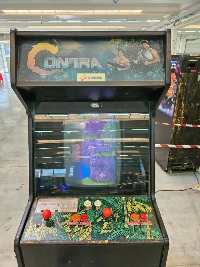 Arcade Story Arcade Contra Cabinato Vintage Sparatutto 1987 Konami