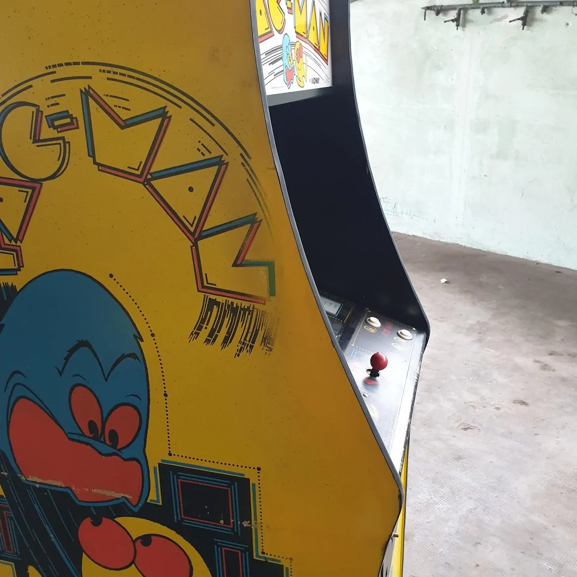 Arcade Story Arcade Pac-Man 1981 Namco cabinato labirinto