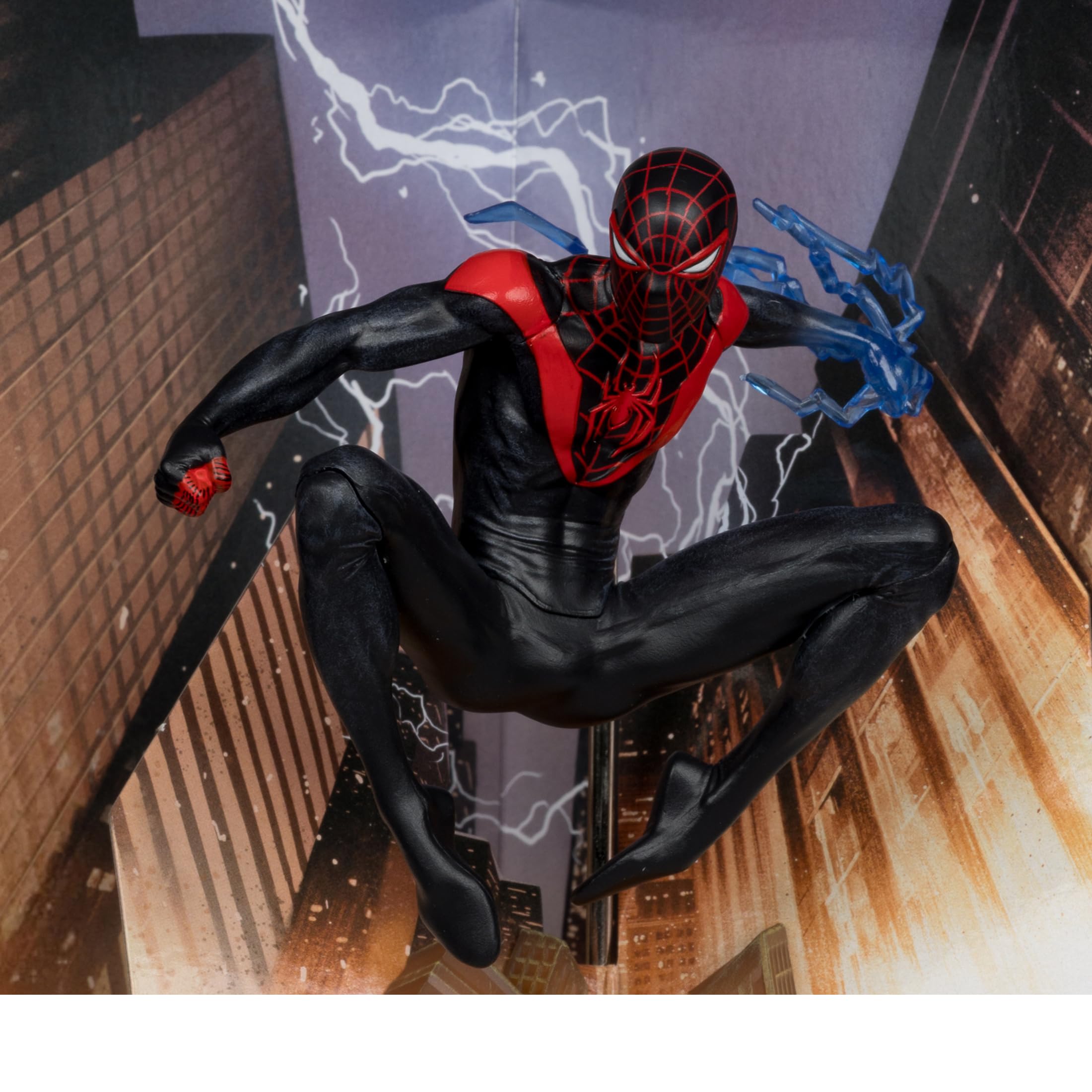 McFarlane Marvel Spider-Man Miles Morales 1:10 scena