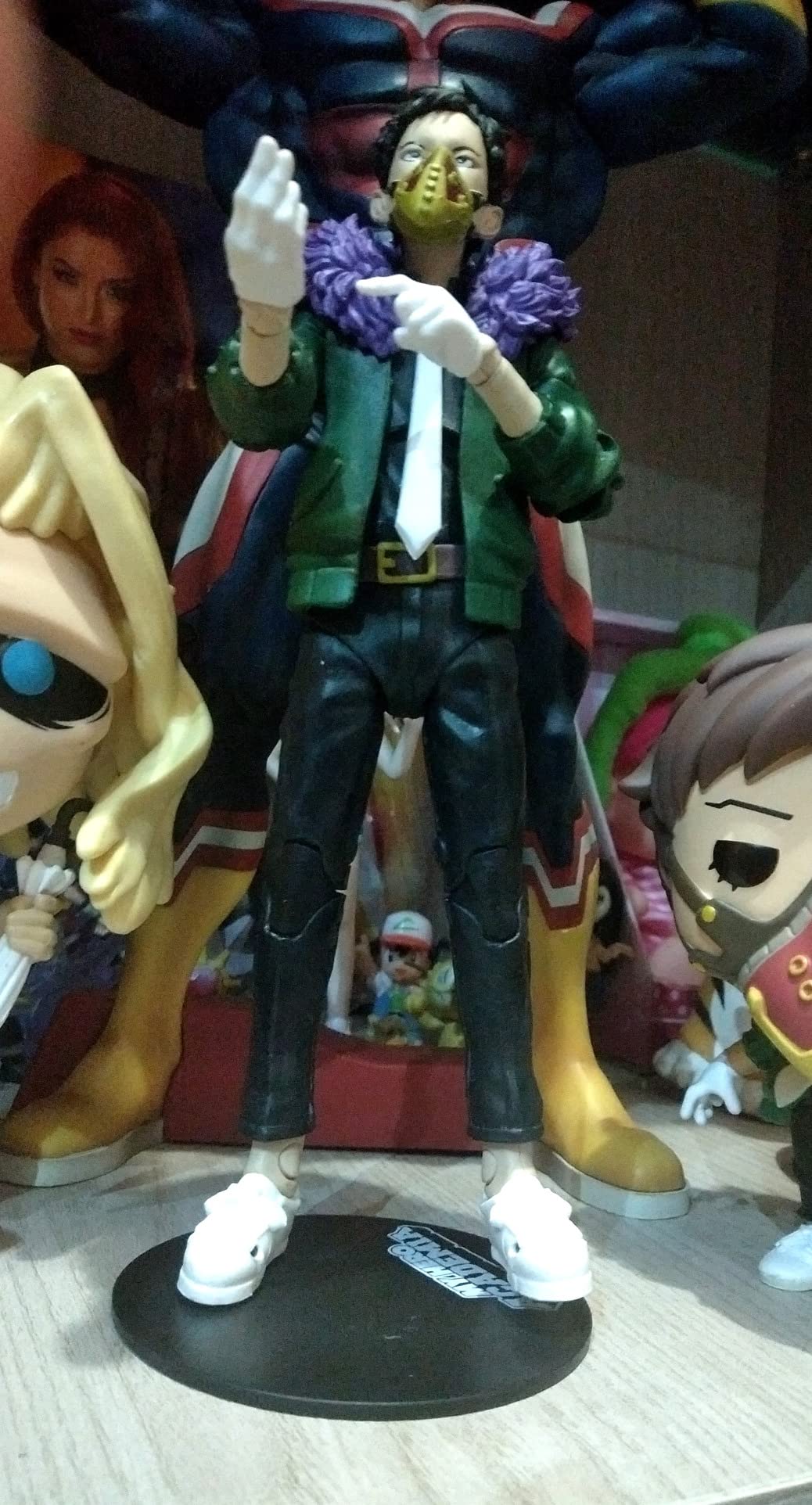 McFarlane My Hero Academia Overhaul figura 7" Revisione