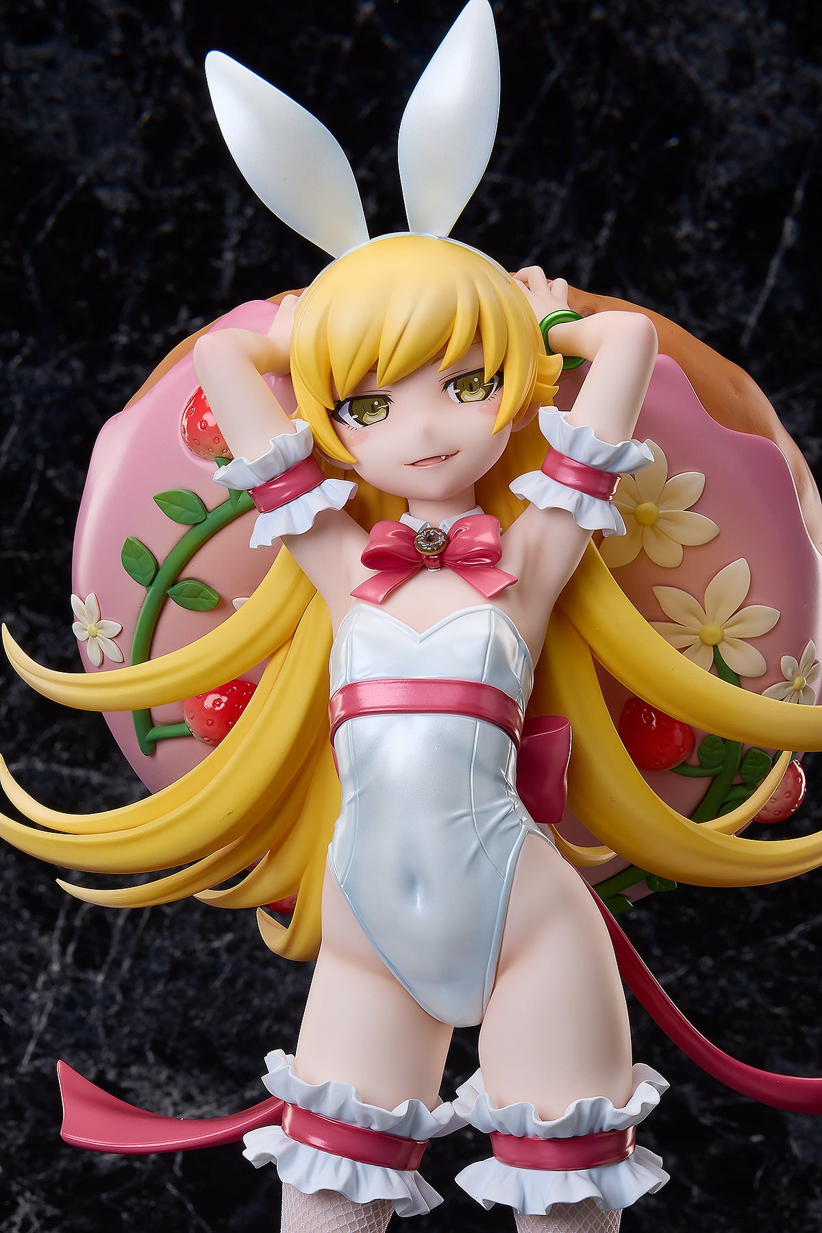 A Dimension Shinobu Oshino Bunny figure 1/4 bianca 35 cm
