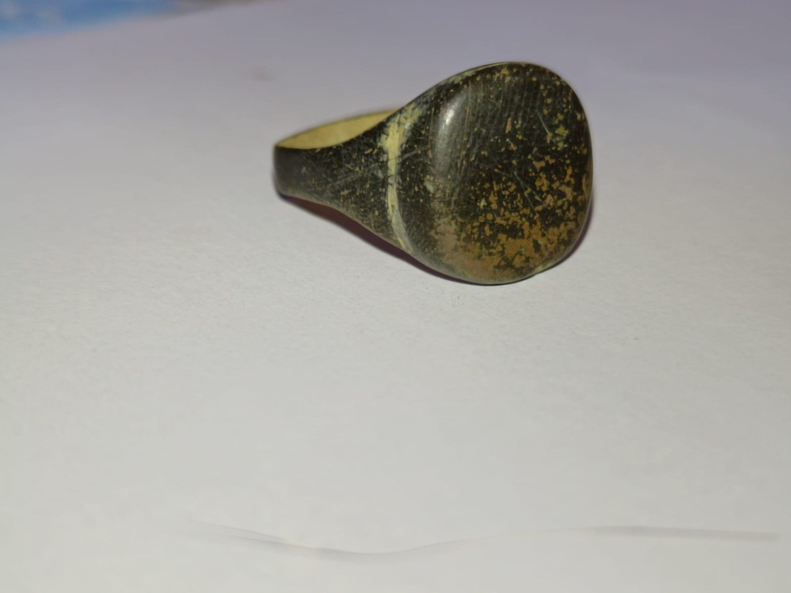 Anello Medievale Bronzo Originale Misura 19 con Fattura