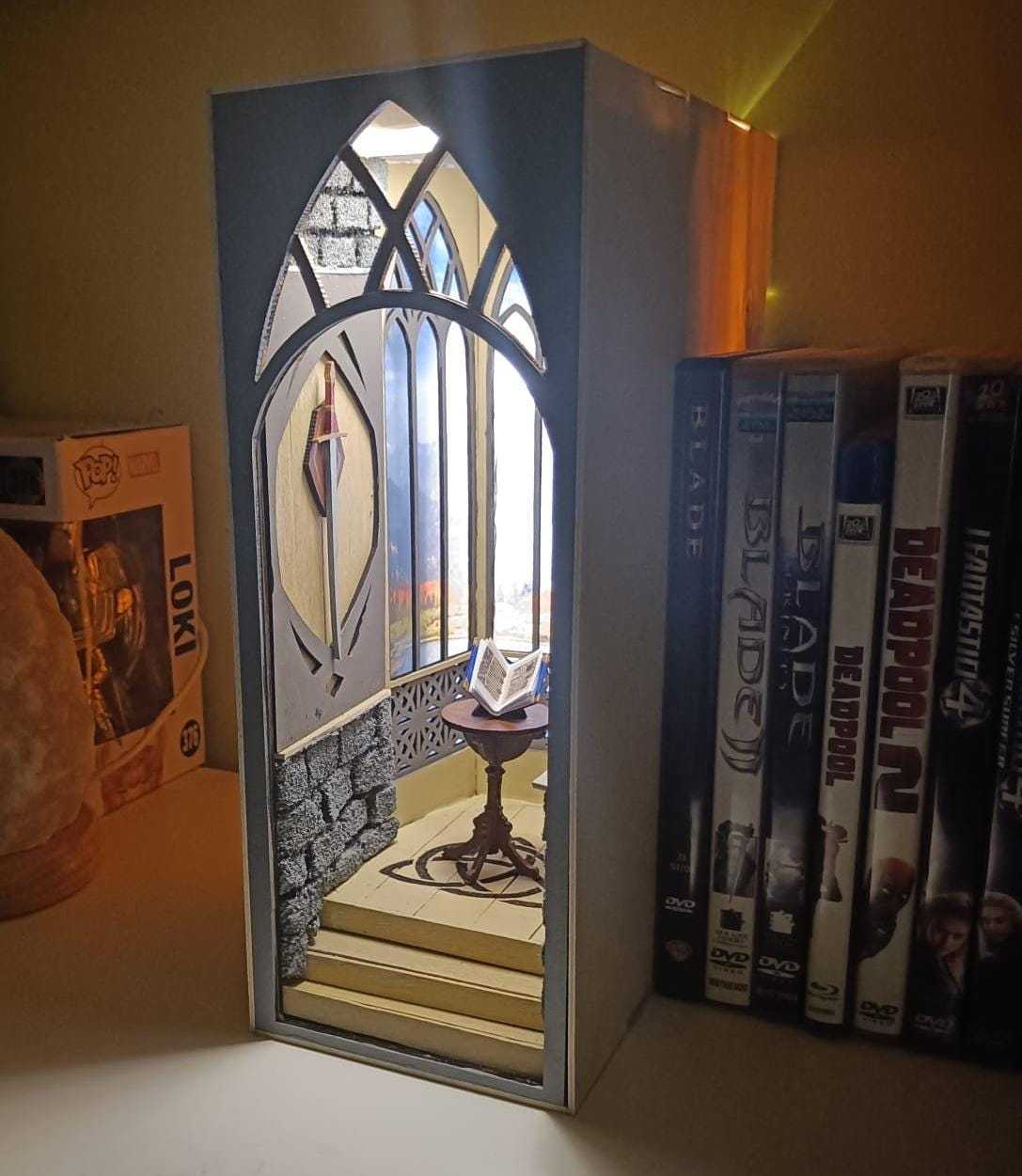 L'Atelier di Zelda Scenari Incantati BookNook Fantasy libreria fatto a mano
