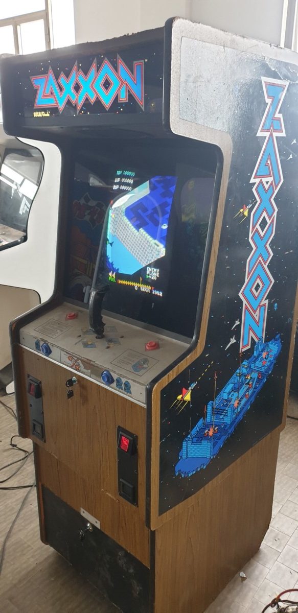 Arcade Story Zaxxon cabinato arcade SEGA 1982 isometrico