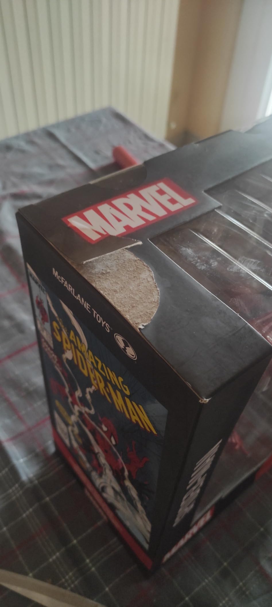 McFarlane Marvel Spider-Man 1:6 statua Amazing 301 con fumetto