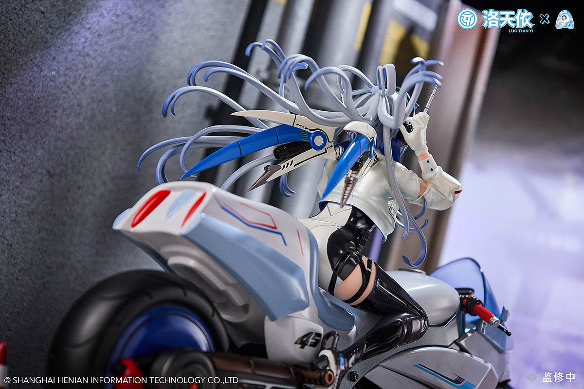 A Dimension Luo Tianyi Storm Driver 1/7 figure 23 cm