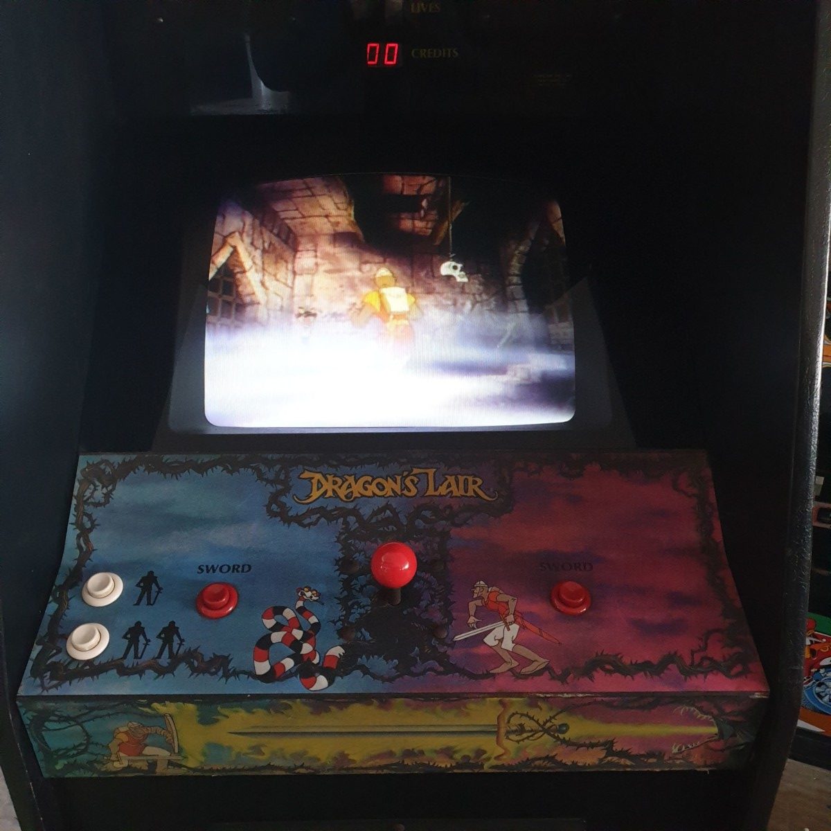 Arcade Story Leggende Arcade Dragon's Lair 1983 cabinato laser