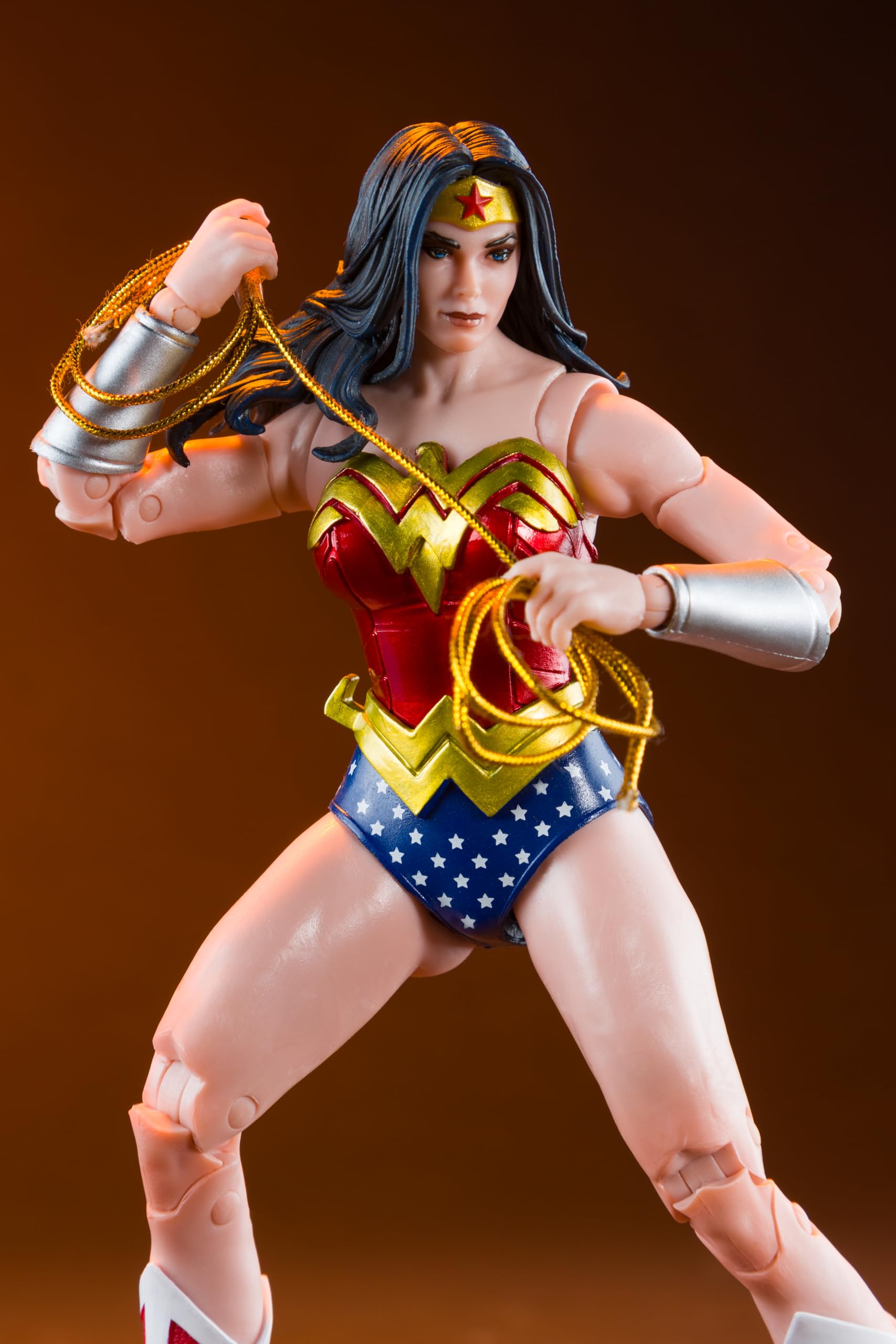 McFarlane DC Multiverse Wonder Woman Classic action figure 17,8 cm
