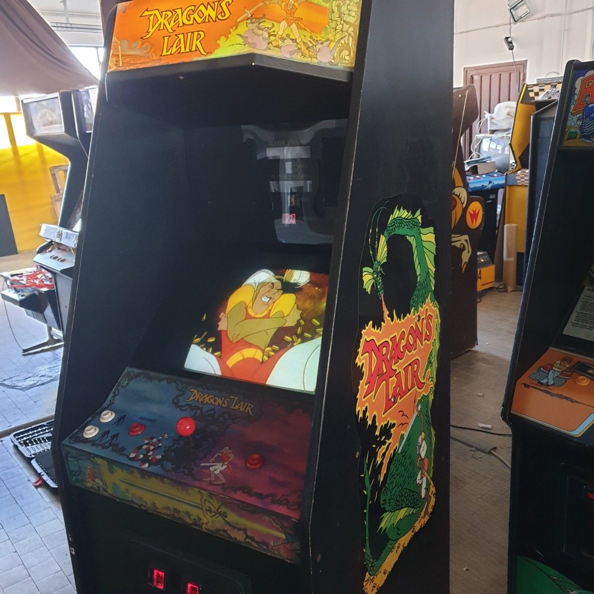 Arcade Story Leggende Arcade Dragon's Lair 1983 cabinato laser