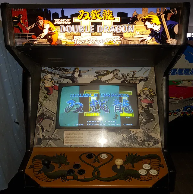Arcade Story Picchiaduro Double Dragon II cabinato 1988 Technos