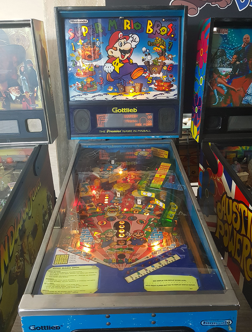 Arcade Story Flipper Scared Stiff Flipper Bally Elvira 1996