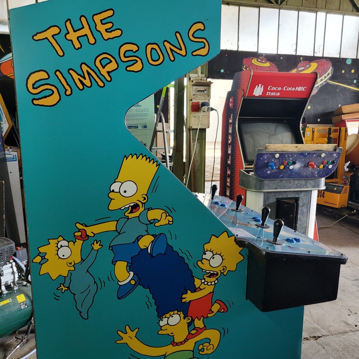 Arcade Story Anni 90 The Simpsons 1991 cabinato 4 giocatori Konami