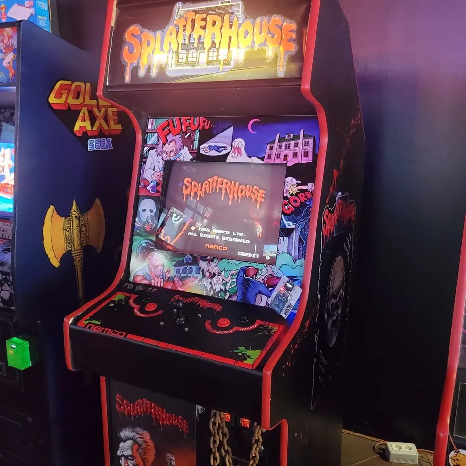 Arcade Story Picchiaduro SplatterHouse Namco cabinato horror originale