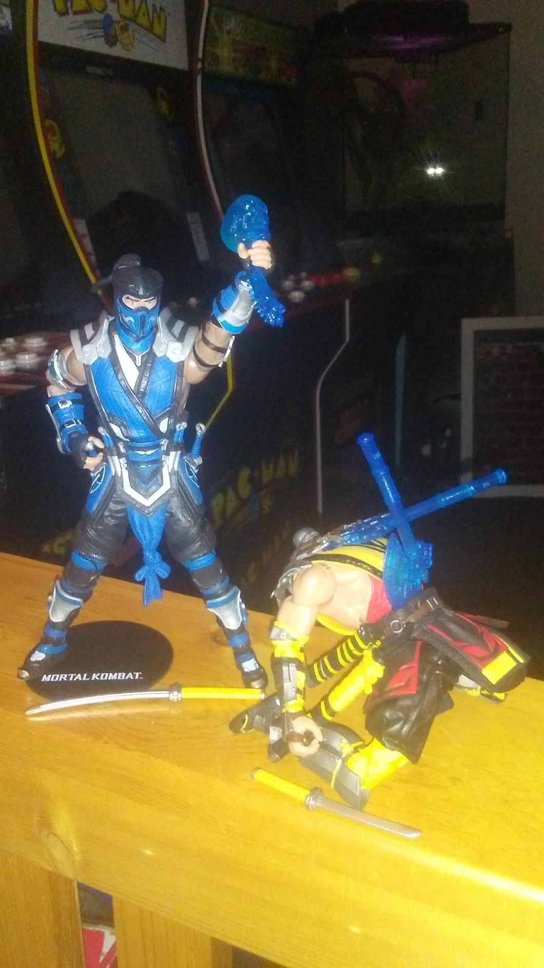 McFarlane Mortal Kombat Sub-Zero 7 inch action figure 17 cm articolata